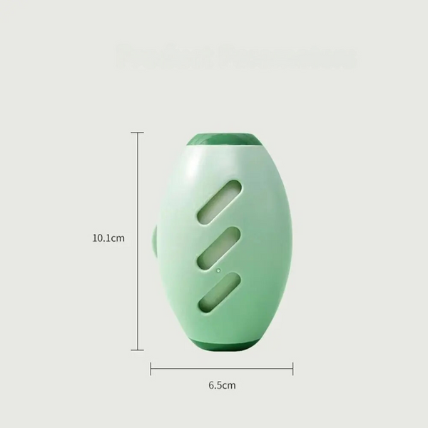 Groene pluisroller met ergonomisch ontwerp, 10,1 cm hoog en 6,5 cm breed. Ideaal voor het verwijderen van pluisjes en haren van kleding en meubels.