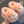 Roze schapenpantoffels voor kinderen, pluche en warm, met schattig cartoonontwerp en zachte voering. Perfect voor winterse gezelligheid.
