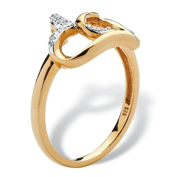 Gouden ring met sierlijke golfvorm en ingelegde diamanten, gemaakt van 925 sterling zilver. Elegant design, perfect voor speciale gelegenheden.