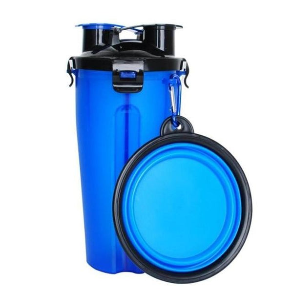 Blauwe shakerbeker met zwarte deksel en karabijnhaak, ideaal voor sportdranken en eiwitshakes. Handig voor fitness en outdoor activiteiten.