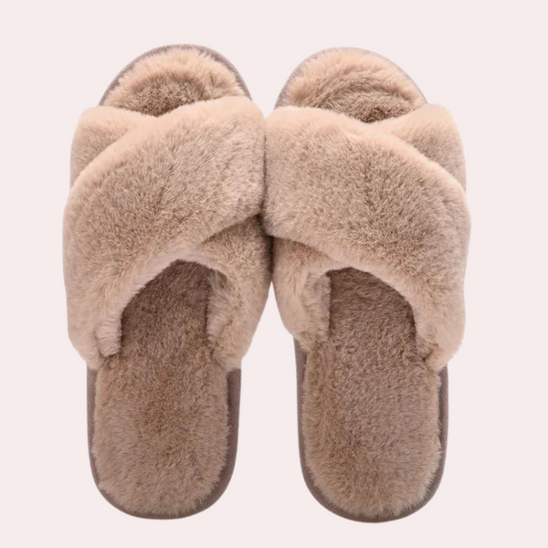 Beige pluche pantoffels met gekruiste bandjes, comfortabele dames slippers, warme wintermode, huispantoffels voor binnengebruik.