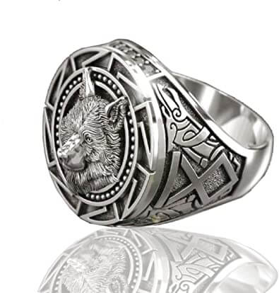 Zilveren wolf ring met gedetailleerd wolfhoofd en tribale gravures, heren sieraden, stoere stijl, perfect voor liefhebbers van dieren en symboliek.