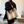 Dames handtas met geel-witte strepen en rode schouderband, stijlvolle modeaccessoire, perfect voor dagelijks gebruik en trendy outfits.